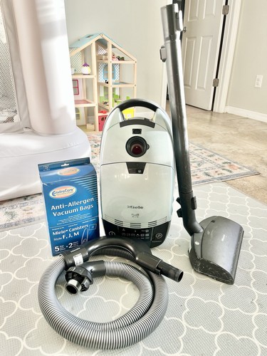 Miele silver moon s558 vacuum - silver,