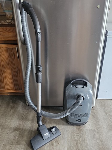 Miele classic pure - c1, suction