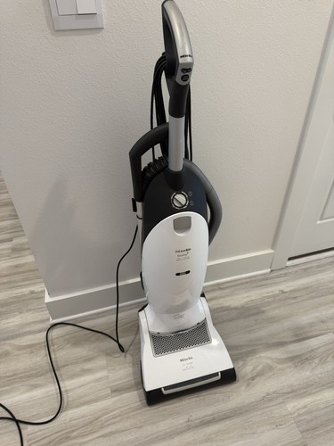 Miele cat dog upright vacuum - &,